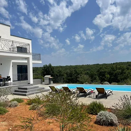 Villa Family House Seamare III *